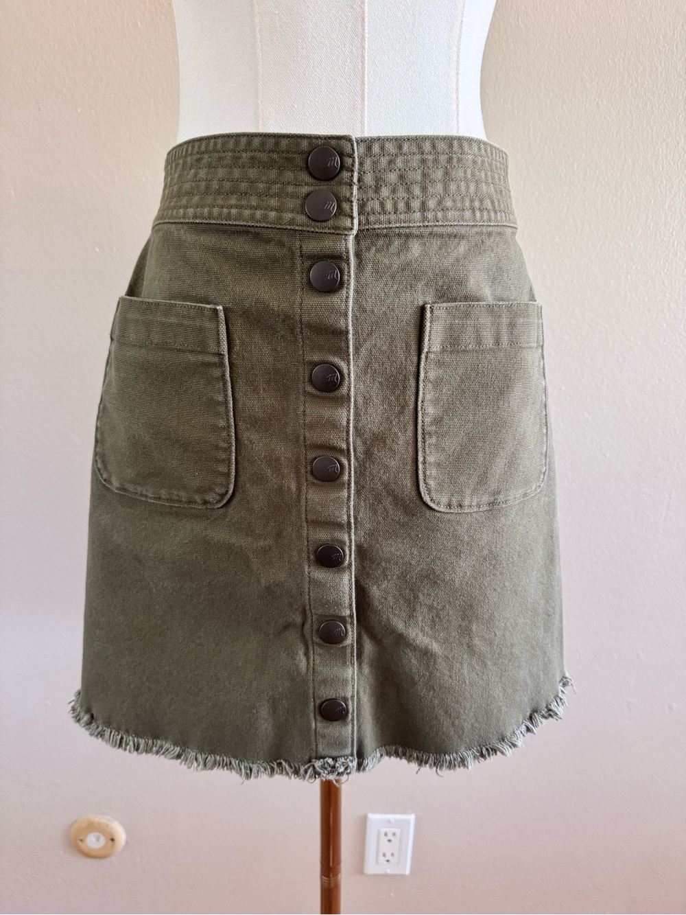 Madewell Olive Green Button-Front Denim Mini Skirt - 98% Cotton